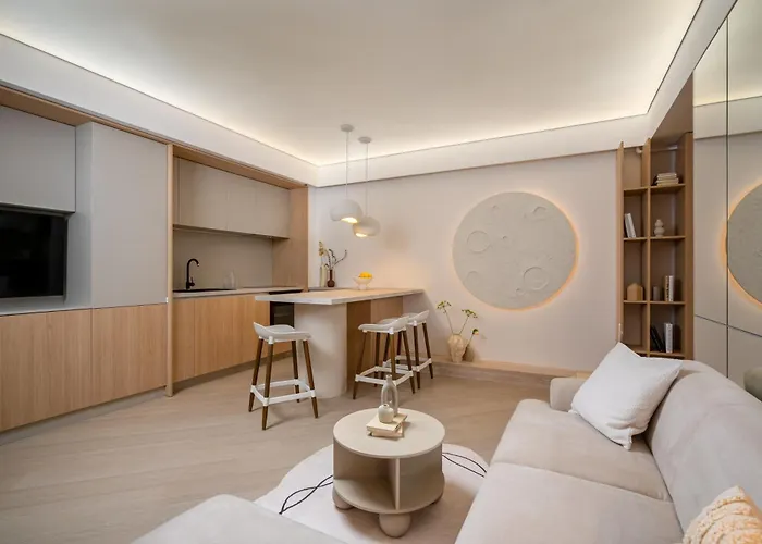 North By Urbanesq Cortina L Bukarest