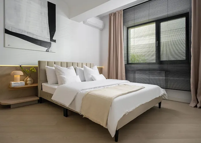 North By Urbanesq Cortina L *