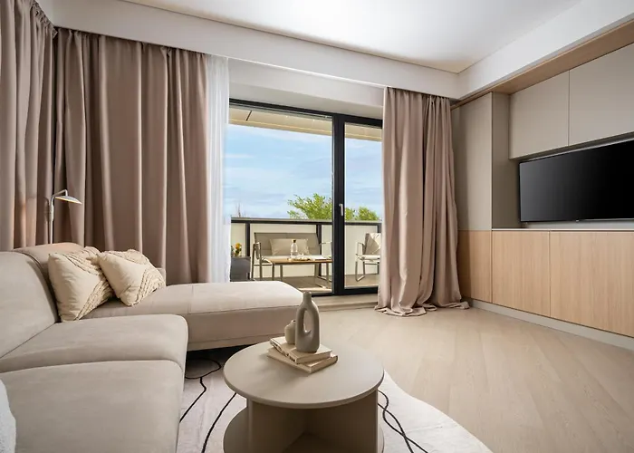 North By Urbanesq Cortina L Апартаменти