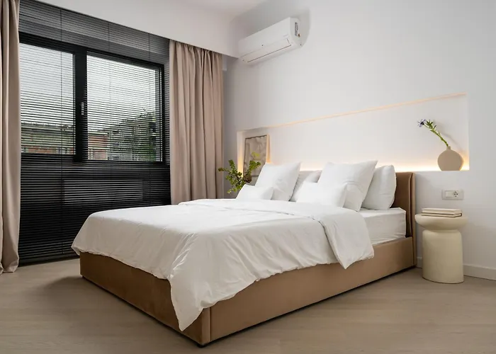 North By Urbanesq Cortina L *