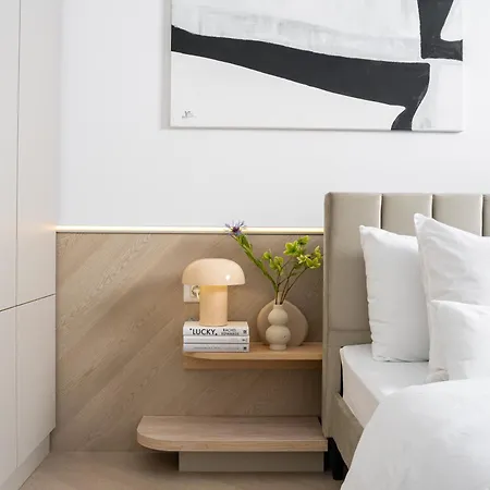 North By Urbanesq Cortina L Апартаменты *